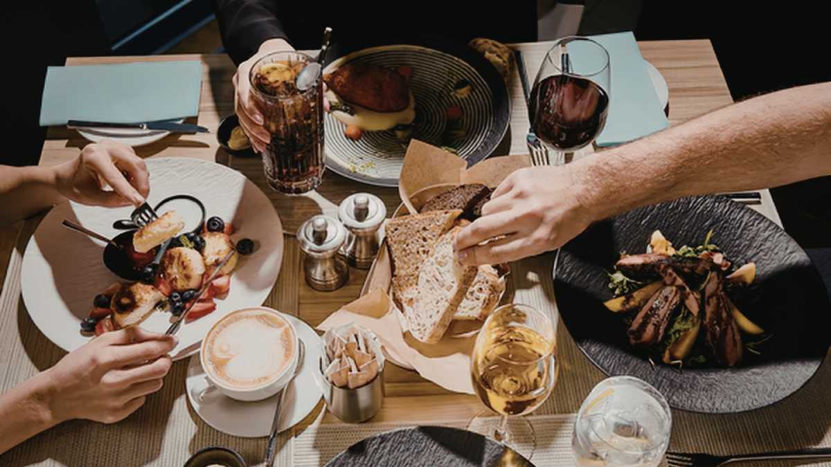 Dove Mangiare a Canazei: Un Viaggio tra Sapori e Tradizioni